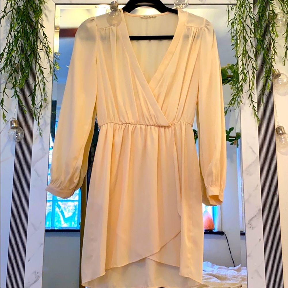 Long sleeve dress.